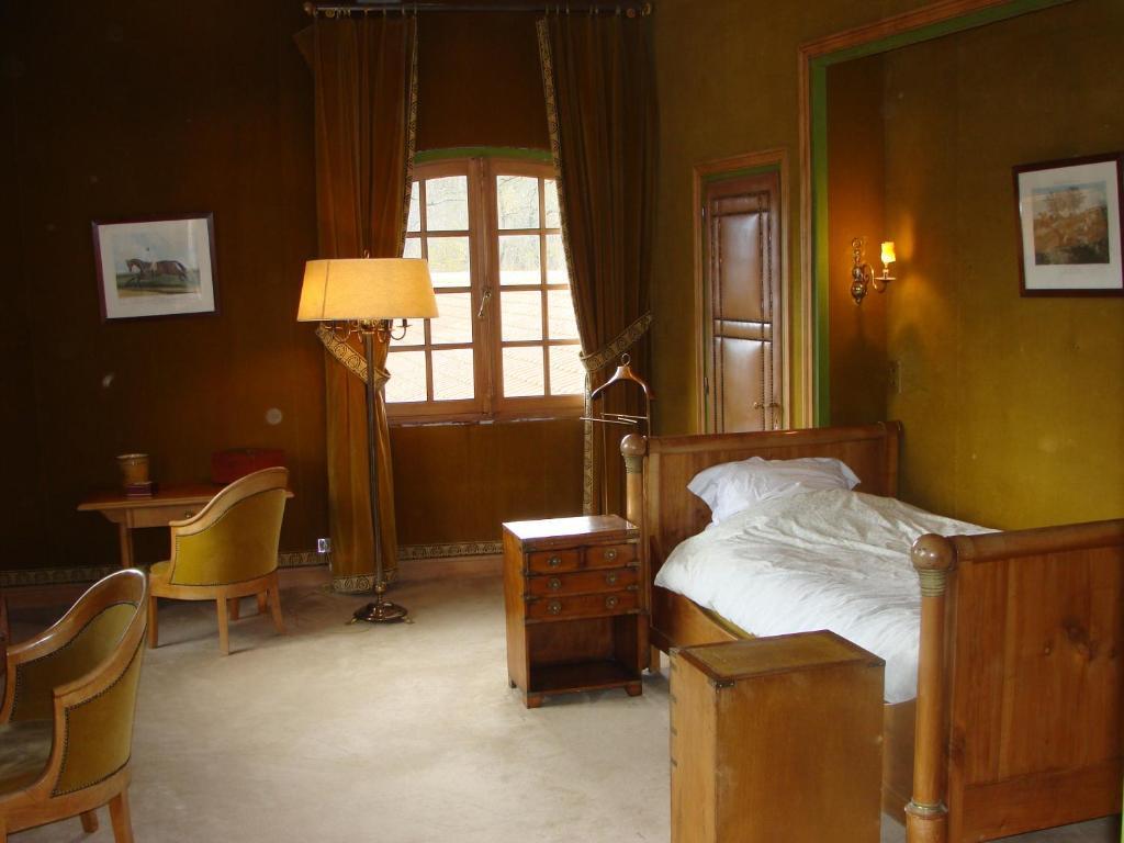 Le Chateau D'Ailly Parigny  Phòng bức ảnh