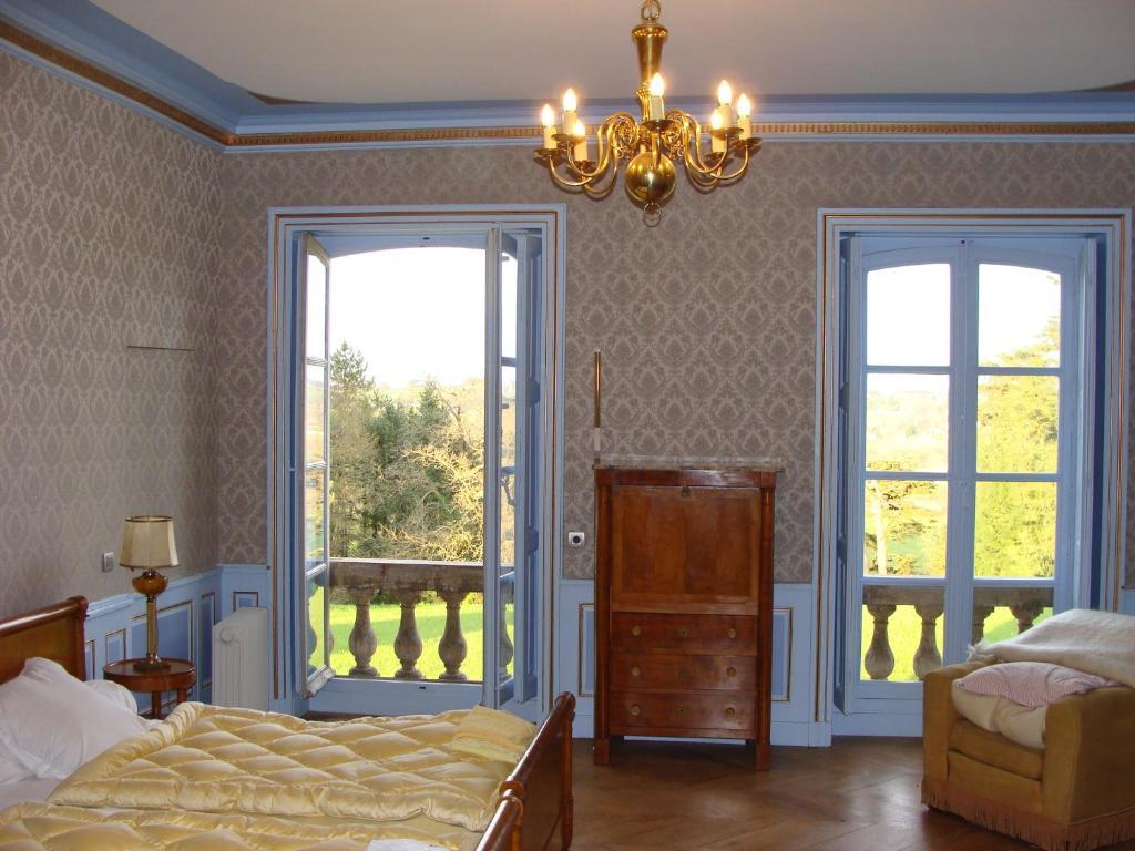 Le Chateau D'Ailly Parigny  Phòng bức ảnh